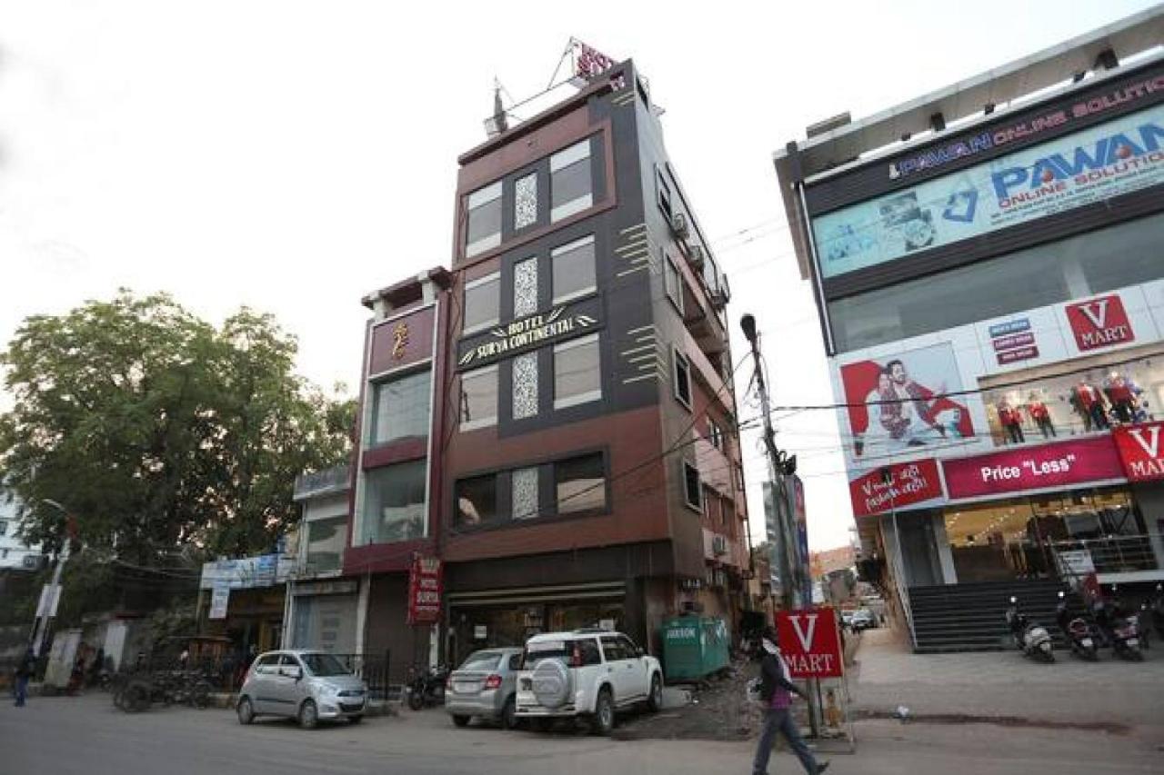 Capital O Hotel Surya Continental Lucknow Dış mekan fotoğraf