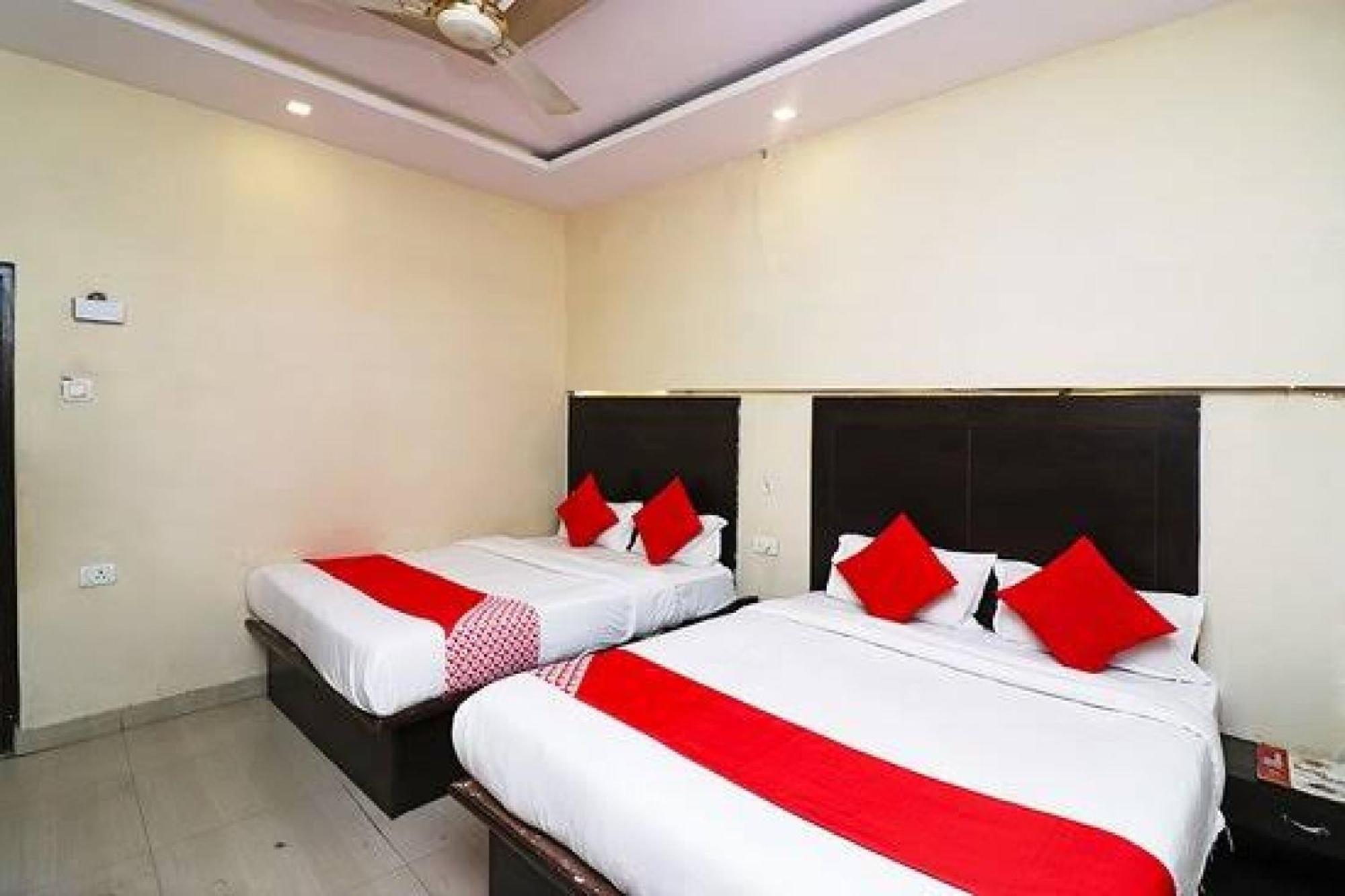 Capital O Hotel Surya Continental Lucknow Dış mekan fotoğraf